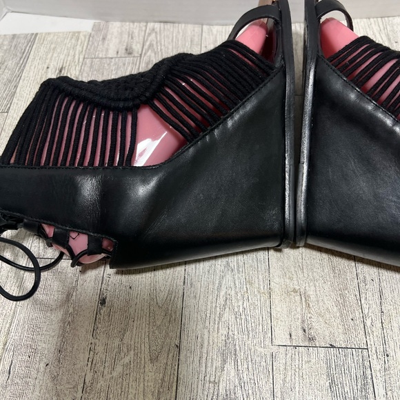 Ivy Kirzhner Mykonos Macrame Rope Sandals black wedge size 8 - Picture 9 of 15